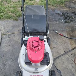Lawn Mower 