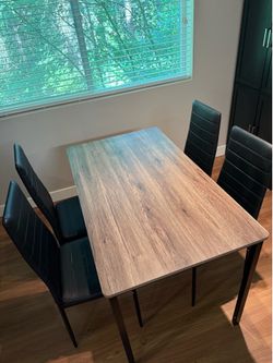Dinning table and 4 chairs
