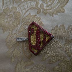 Superman pendant