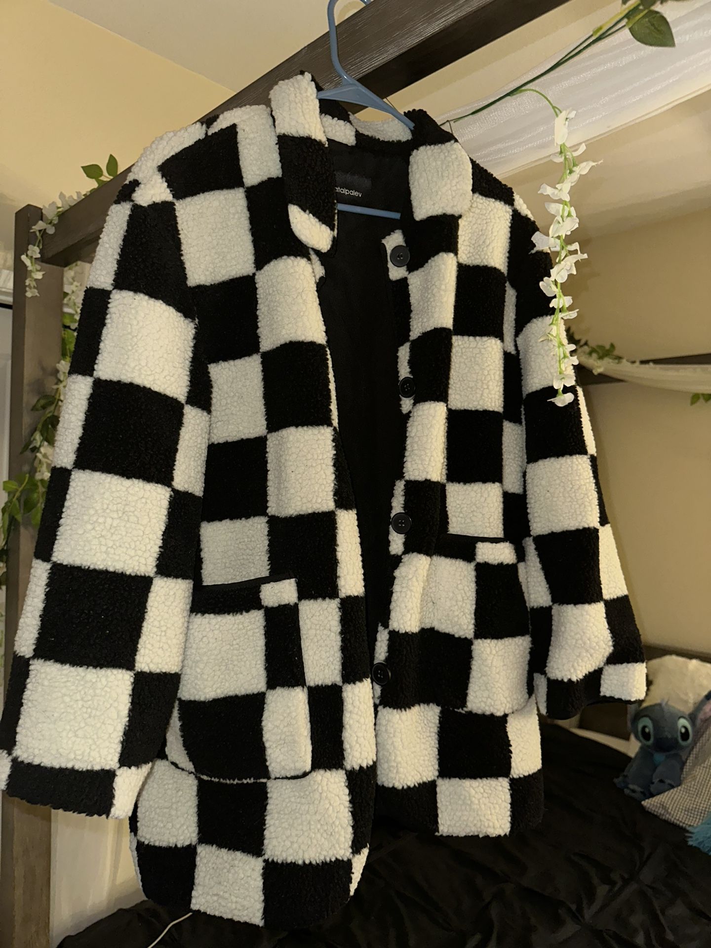 Women’s Checkered Coat / Jacket