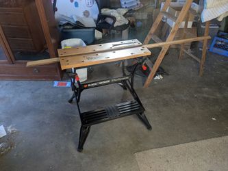 Workmate 300, foldable work bench/ board holder