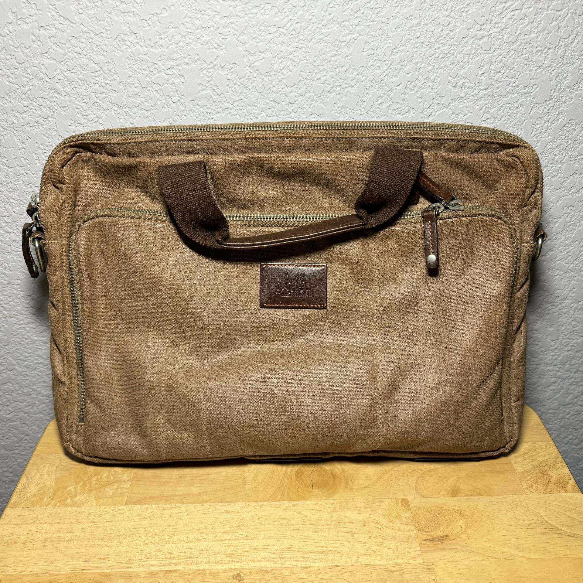 Johnston and Murphy Messenger Briefcase Bag - Brown Coated Canvas ~ Removable Shoulder Strap ~ Vintage Look in Excellent Condition 