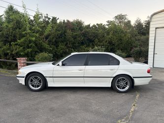 2001 BMW 740iL