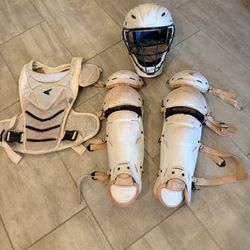 Catchers Gear Jen Schro The Very Best   Queen Creek