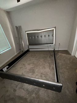 Sliver Posh Upholstered King SizeBed