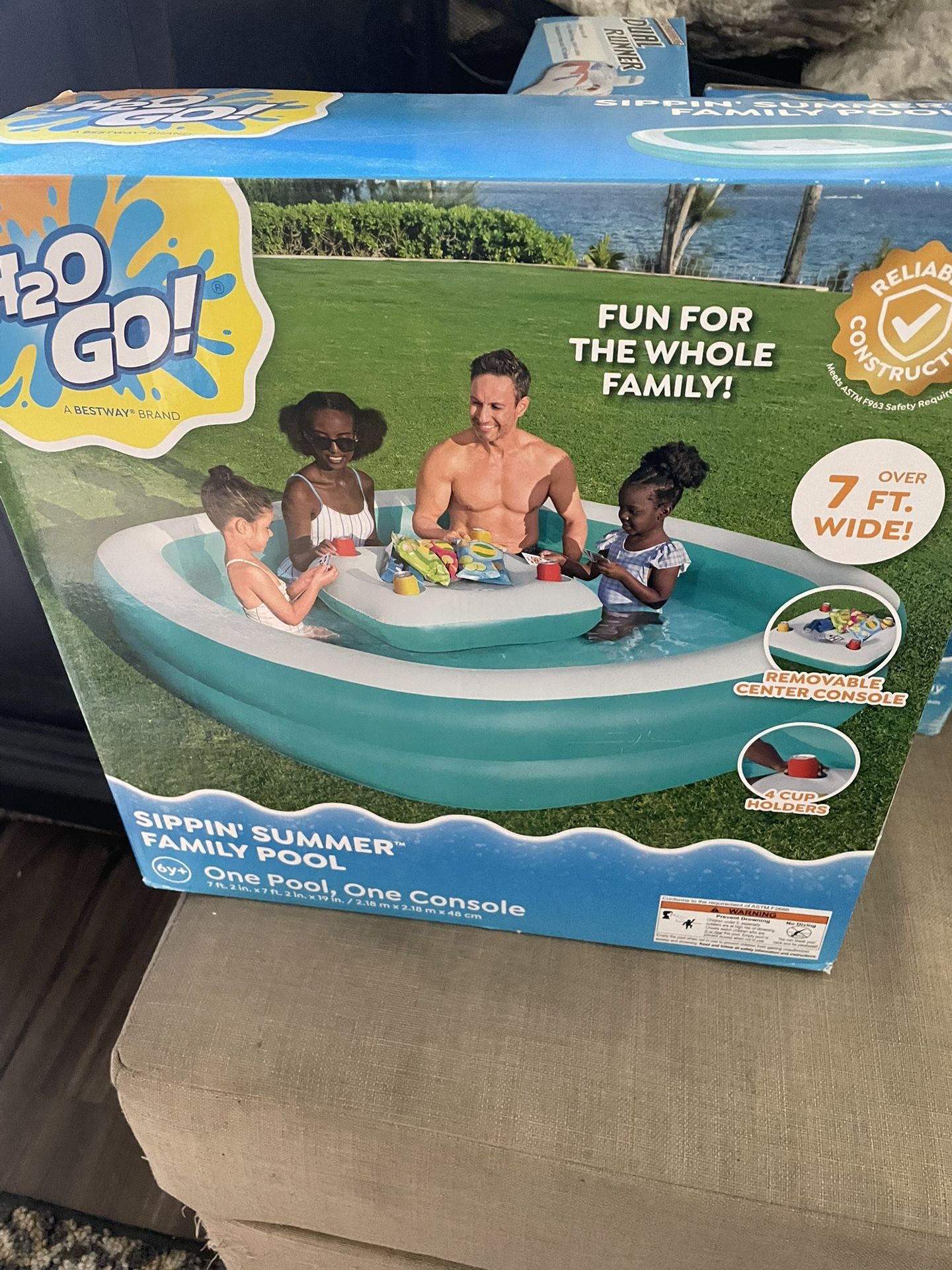 Bestway H2OGO! Sippin' Summer Inflatable Family Pool (7'2" x 7'2" x 19") | Blow Up Swimming Pool for Kids and Adults | Features Removable Center Conso