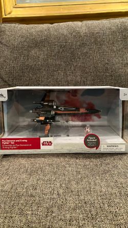 Disney Star Wars Poe Dameron And X-Wing Fighter Set Exclusive Figure Included