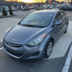 2012 Hyundai Elantra