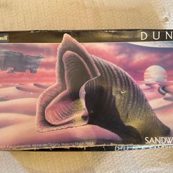 DUNE Rare vintage Sandworm Model By Revell 1984