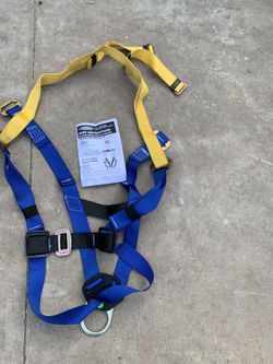 Harnesses and belts nuevos