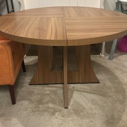 Dinning Table 