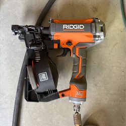 Ridgid pistola de clavos en rollo para techos roofing coil nailer 15 degree