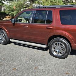 2010 Ford Explorer
