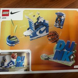 Nike Dunk x Lego set 