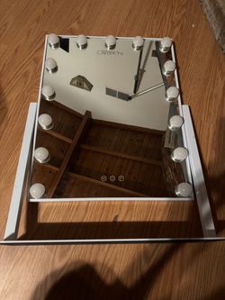 Vanity mirror