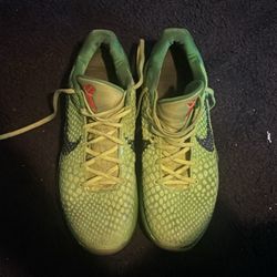 Kobe Grinches 11.5