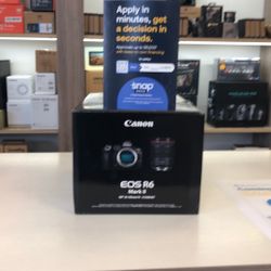 Canon EOS 6 Mark II W/ 24-105mm F4 L Lens