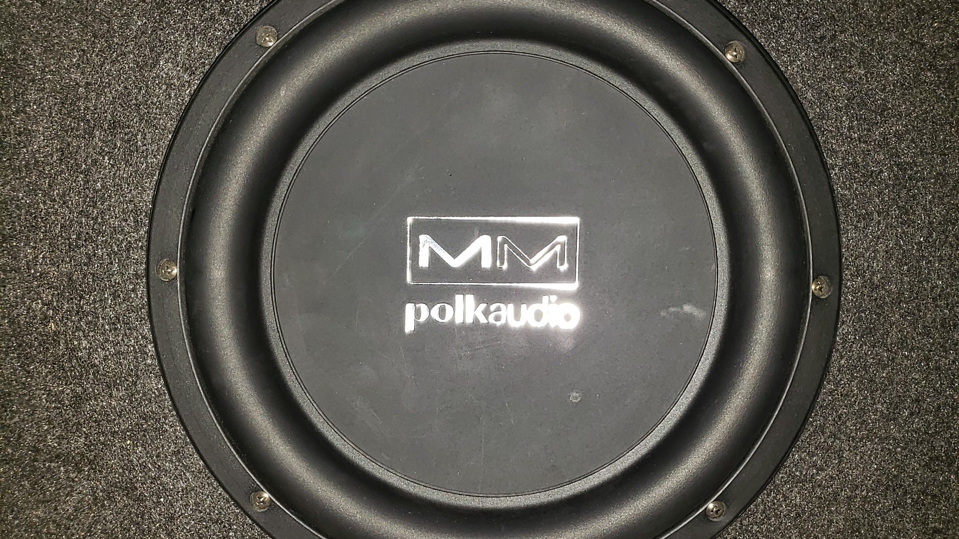 MM Polk audio Subwoofer