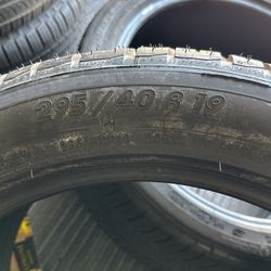 295 40 19 Michelin