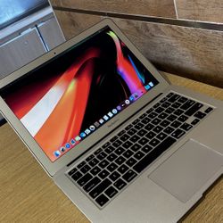 Apple MacBook Air 13” Core i5 processor 4GB RAM 256GB SSD STORAGE DRIVE $175 