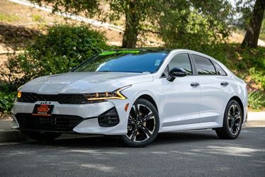 2022 Kia K5