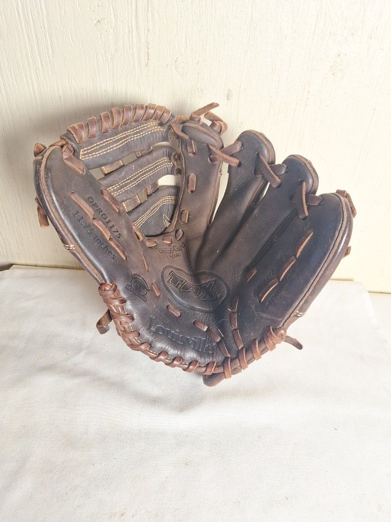 Baseball Glove, OMAHA .. 11.75"