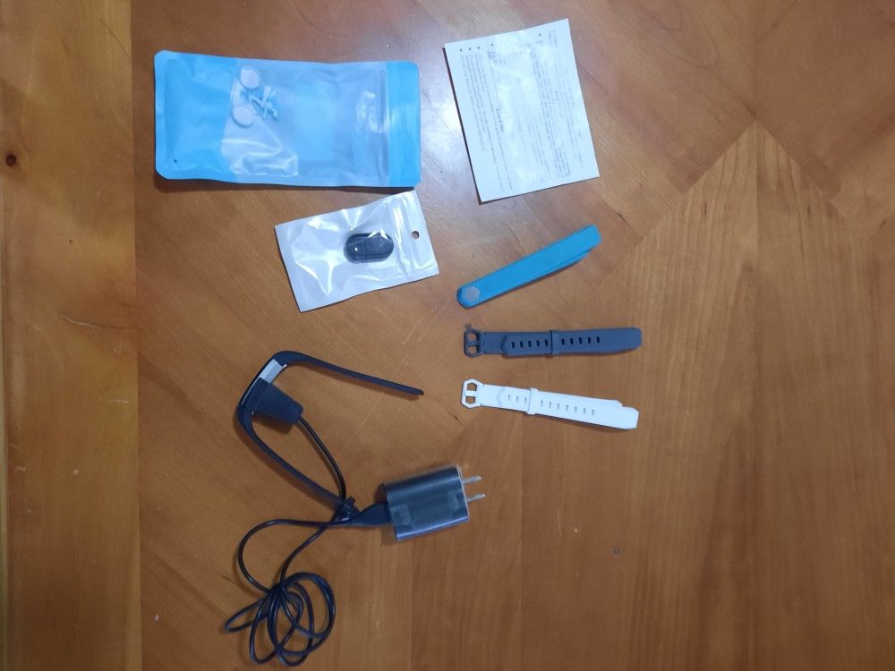 Fit Bit Charge 4