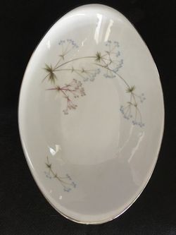 Vintage oval Meito China Heather serving bowl