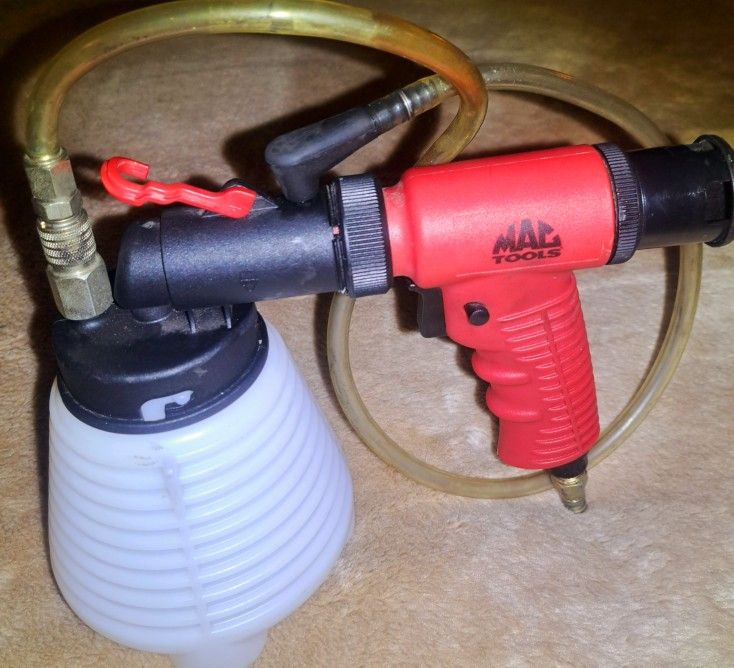 Mac Tools Vacuum Brake 800 Ml Bleeder Kit Automotive