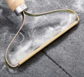 Pet Hair Remover - Lint Remover-  Cats Or Dogs (new)