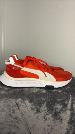 Puma Sneakers (11)