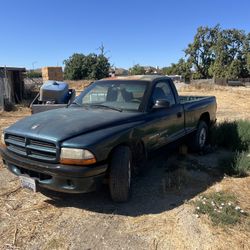 1999 Dodge Dakota Sport