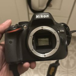 Nikon 5100
