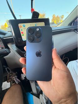 iPhone  15 pro 128 unlocked