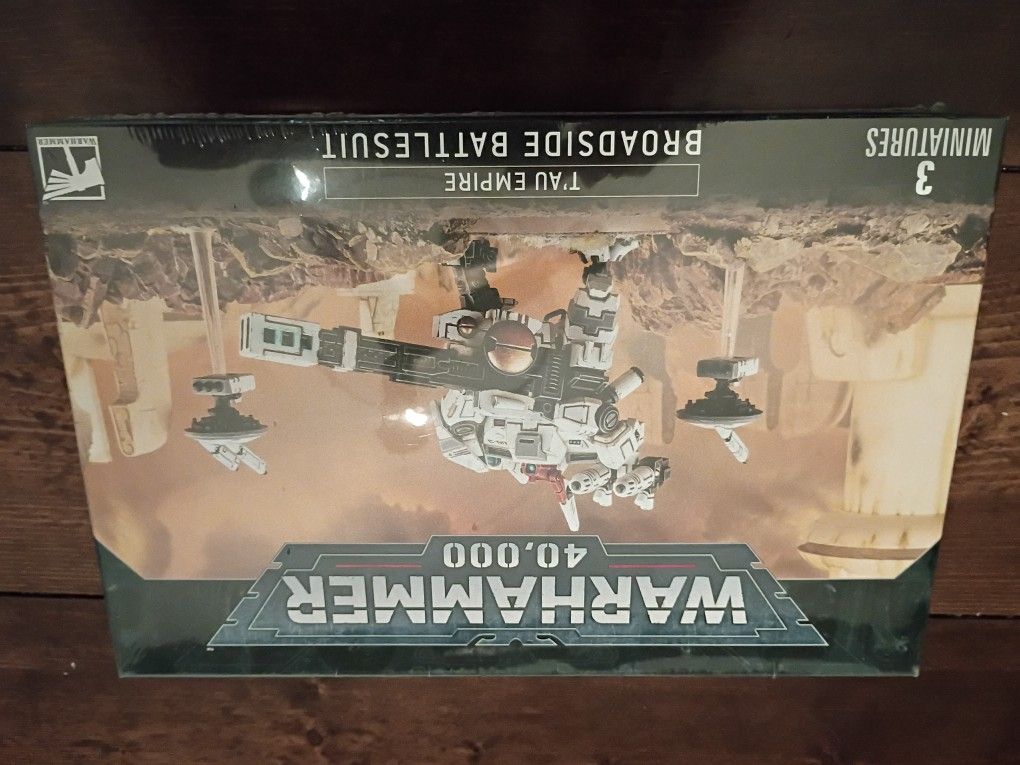 Tau Broadside Battlesuit - Brand New, Sealed in Box!