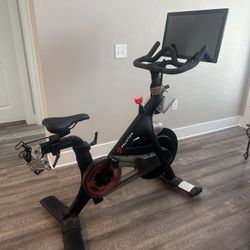 Peloton Bike