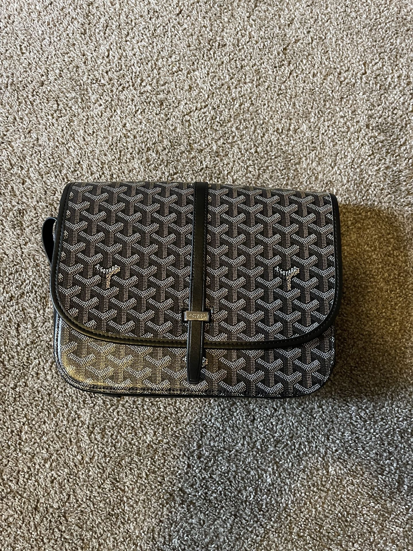 Goyard Men’s Monogram Messenger Bag  Black 