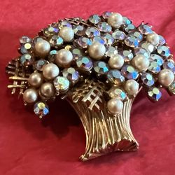 Vintage aurora borealis Brooch Pin