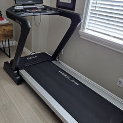 Sole F85, Folding Touchscreen Treadmill 