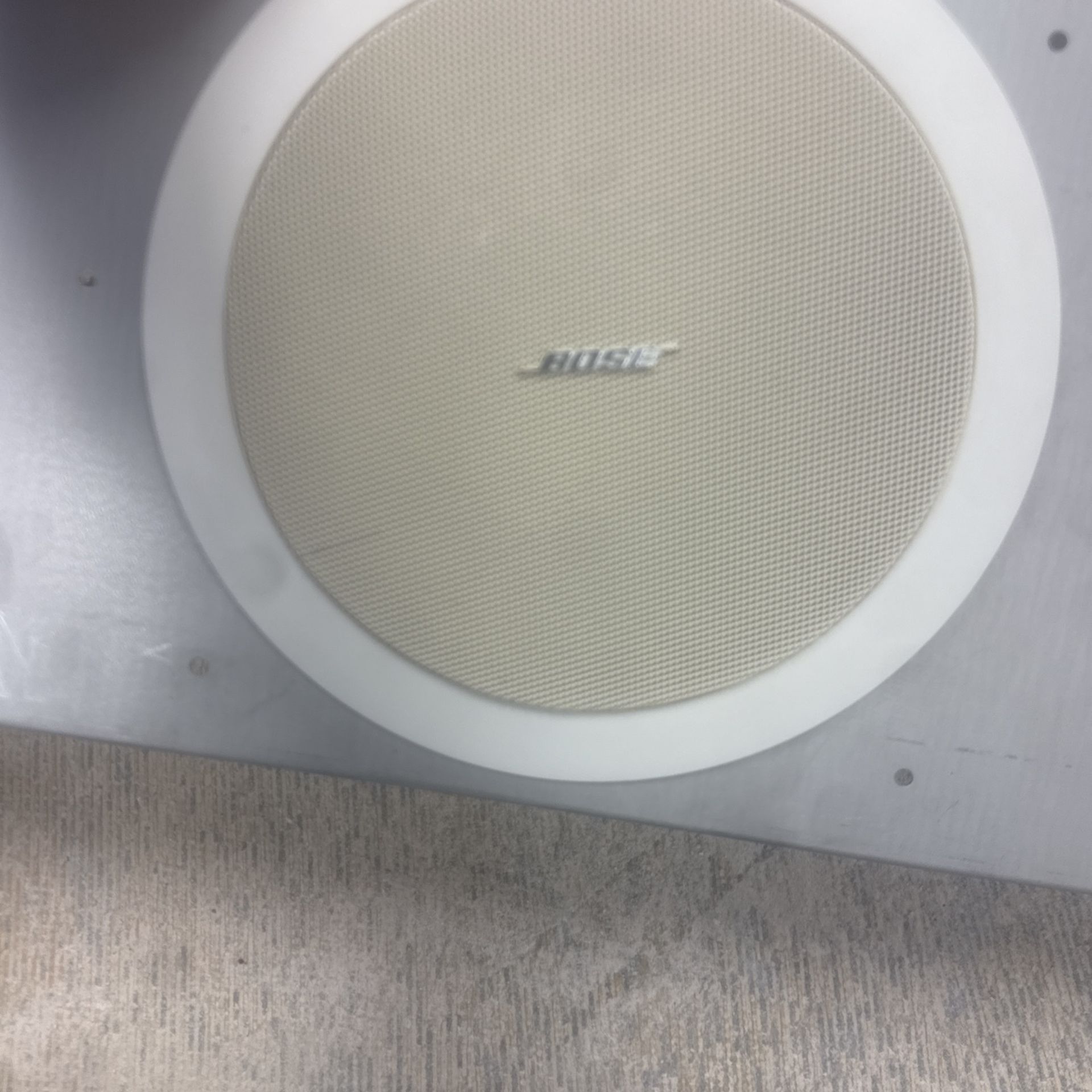 Bose Speakers 10 Pc 40 Dlls Each
