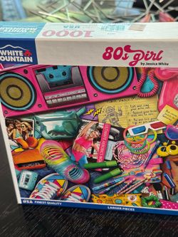 Giftable White Mountain 80’s Girl puzzle new
