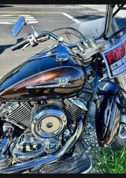 2005 Yamaha VStar 1100 classic