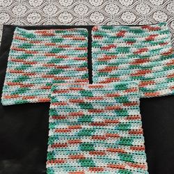 Last of the cotton dish cloths. Not making anymore, only potholders. Price for all 3