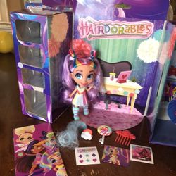 Set Of 4 Plus a Pet:  Hairdorables Raine Skyler Noah Hairdorables Bunny Pet Doll With Accessories 