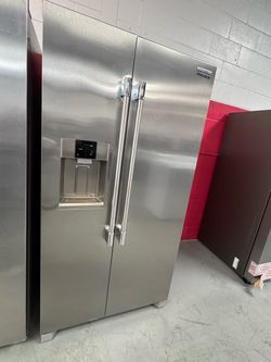 Frigidaire professional side by side refrigerator