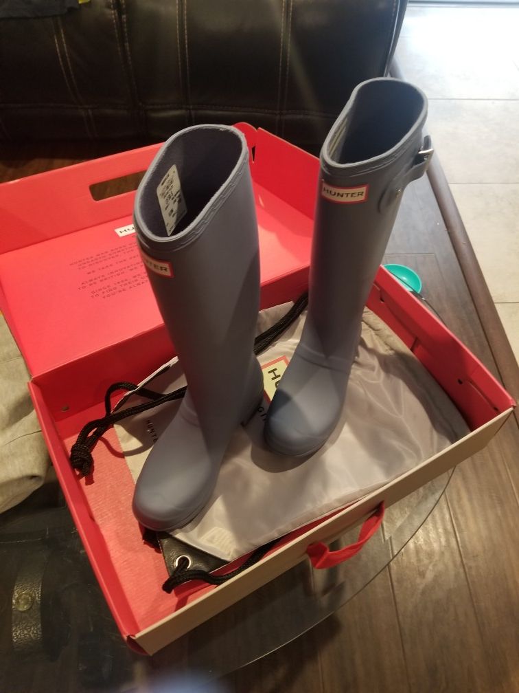 7.1/2 Brand new hunter boots