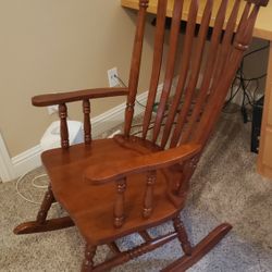 Wood Rocking Chair