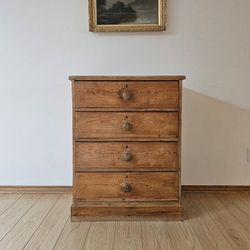 English Pine Dresser 
