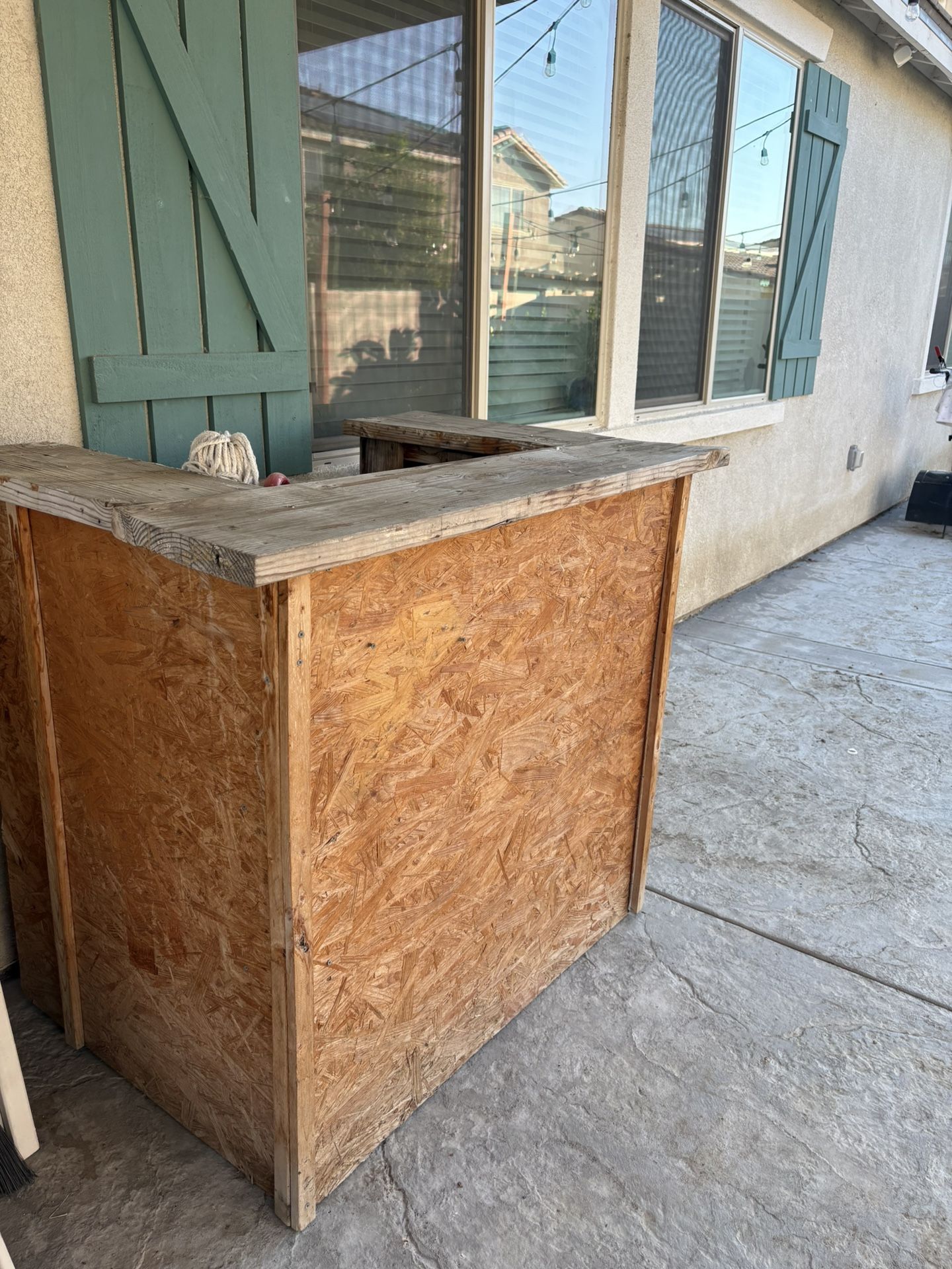 Wood Bar