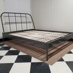Full size bed frame - can DELIVER almost anywhere for $20 extra - gently used and in very good condition 😍